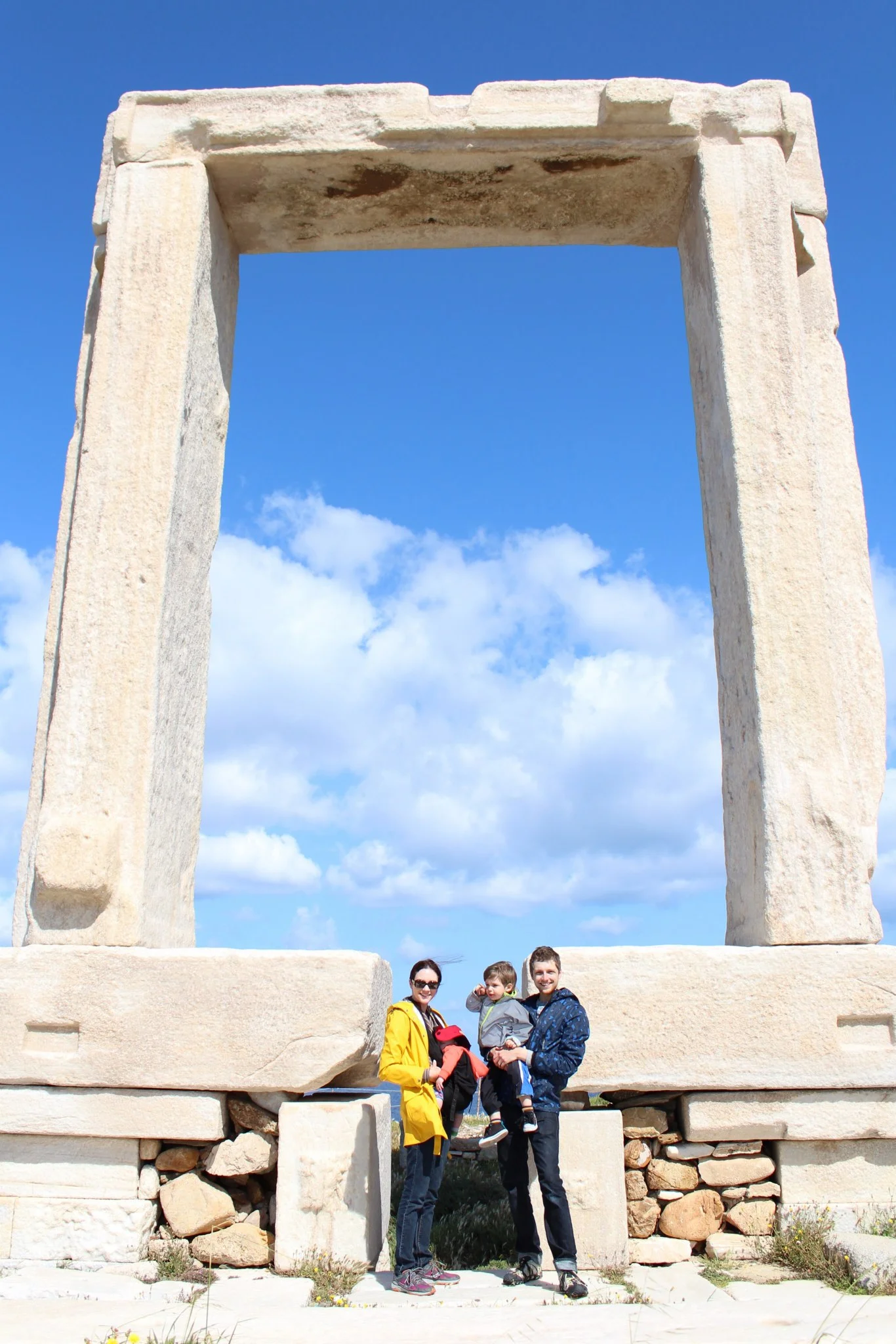 Family picture in front of the Portara 